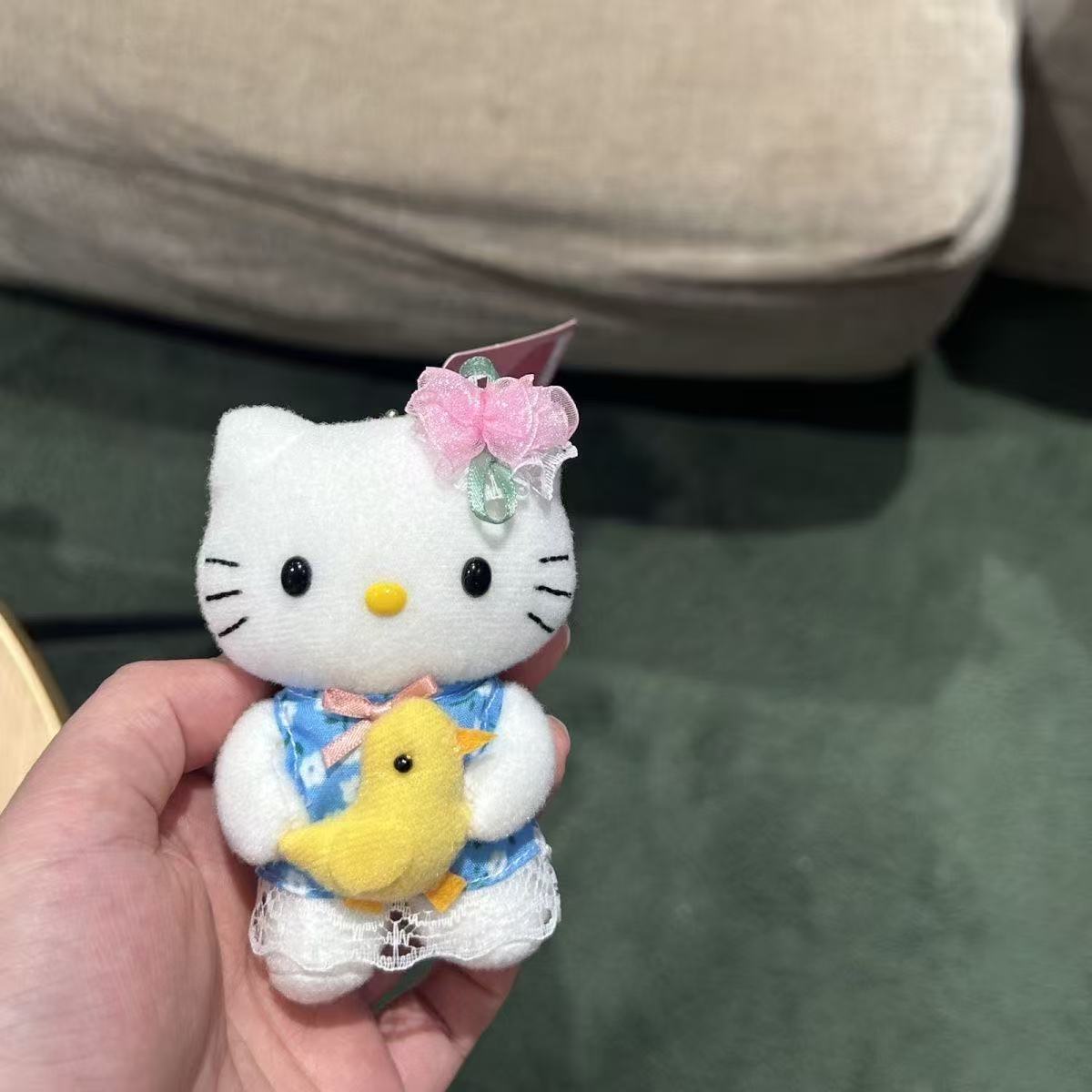 Peluche Hello Kitty con vestit - Good Floral & Wedding Decor Supply recensione e prezzo
