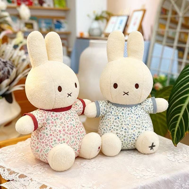 Peluche di Coniglio Miffy da 3 - Good Floral & Wedding Decor Supply recensione e prezzo